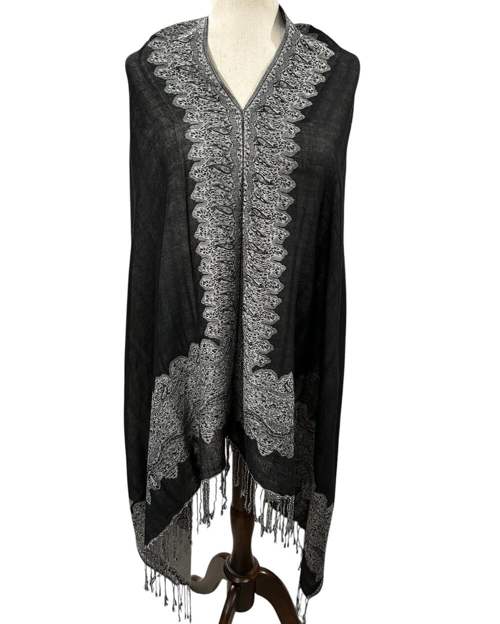 NWOT Black and Grey Pashmina Reversible Poncho with Fringe